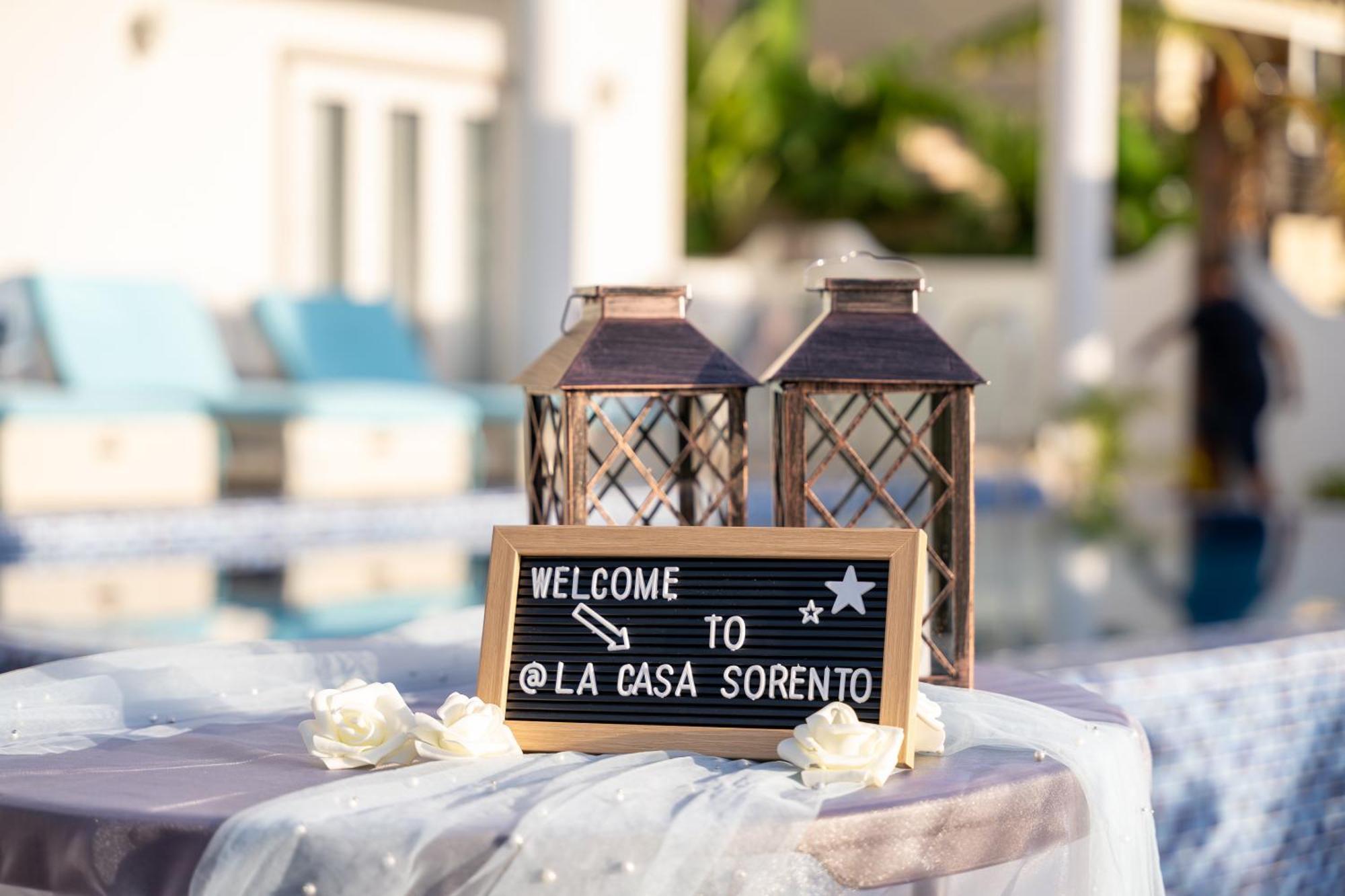 La Casa Sorento Victoria Exteriör bild